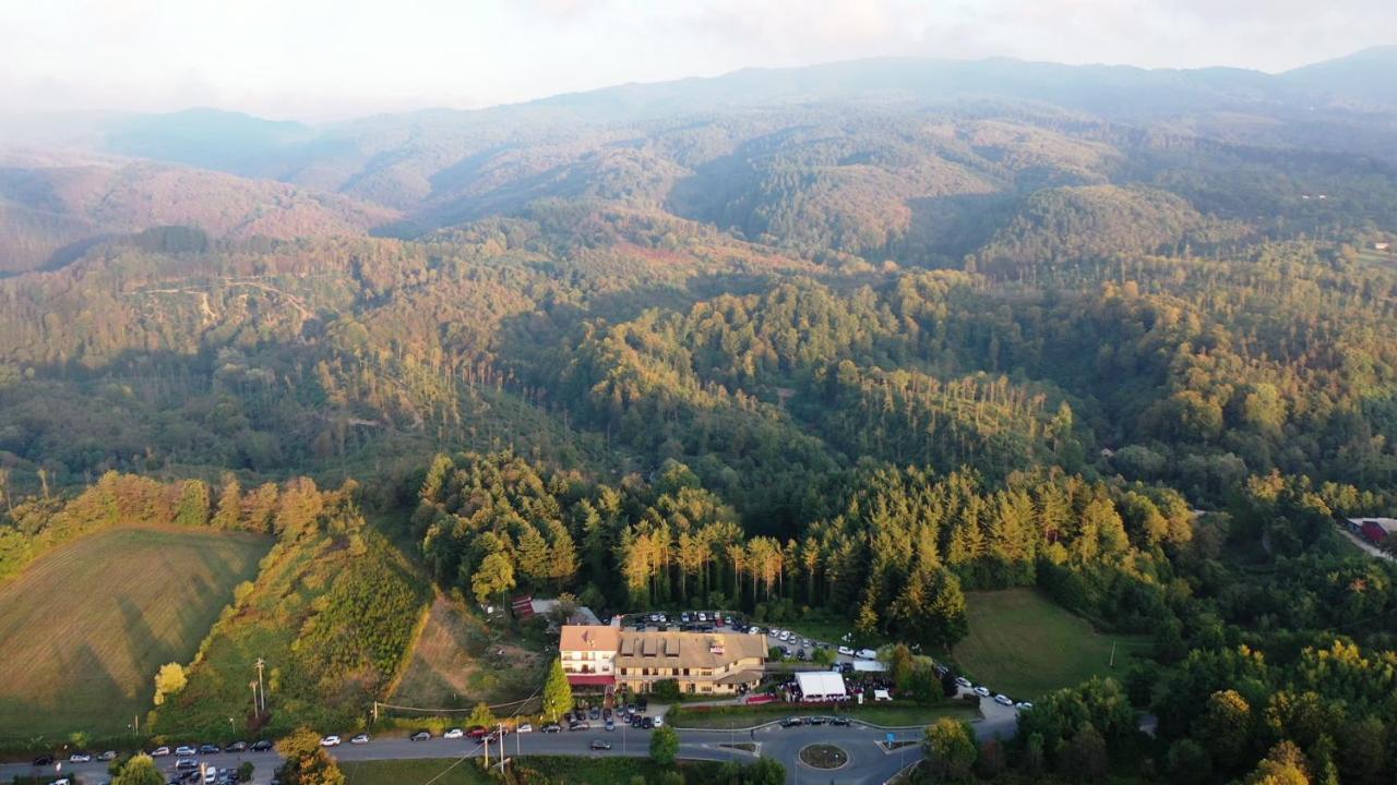 Hotel La Fontanella Serra San Bruno Bagian luar foto